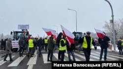 Протест польских фермеров. Блокада границы в пункте пропуска Дорогуск, Польша, 9 февраля 2024 года