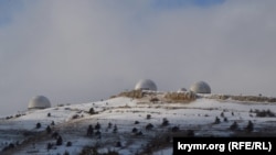 Радиолокационные станции на плато Ай-Петри в Крыму, архивное фото