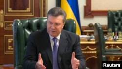  Viktor Yanukovych