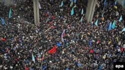 Проукраинский митинг 26 февраля 2014 года в Симферополе