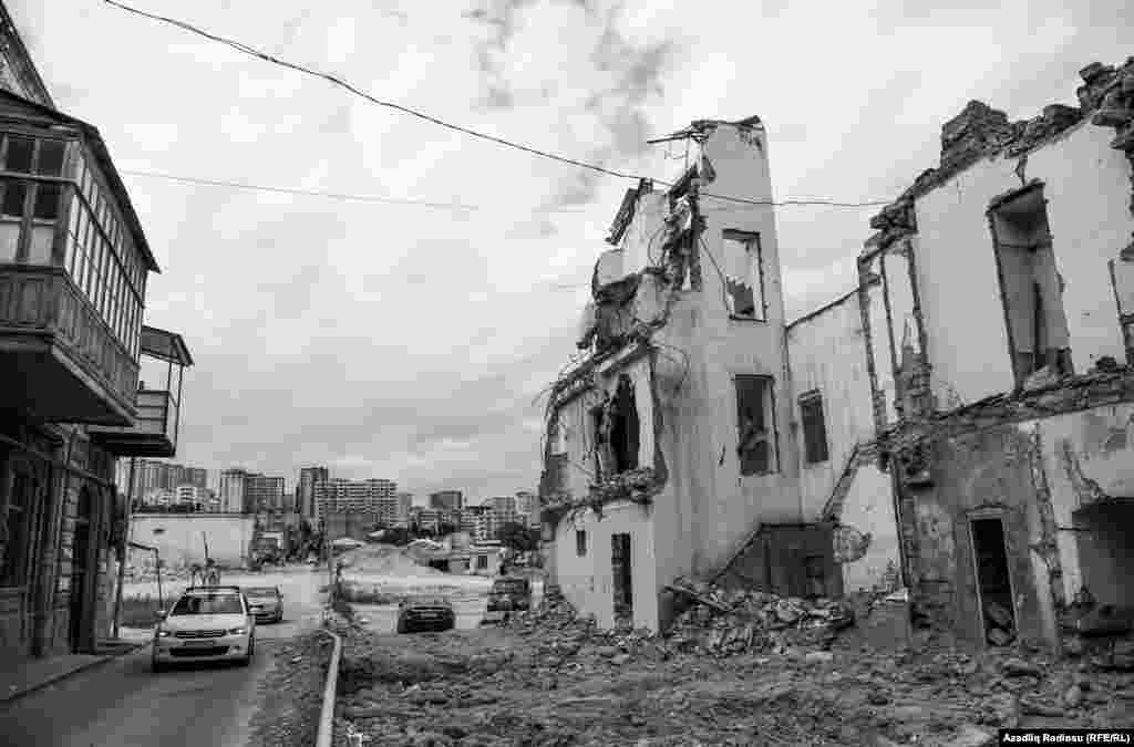 Sovetski Bakı şəhərinin Yasamal rayonunda yerləşən iki əsrə yaxın tarixi olan tarixi məhəllə idi. 