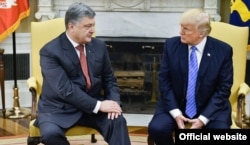 Президент України Петро Порошенко і президент США Дональд Трамп (праворуч). Вашингтон, 20 червня 2017 року