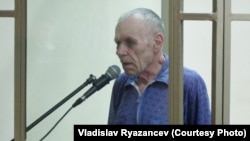 Олексій Сизонович у Північно-Кавказькому окружному військовому суді (Росія)