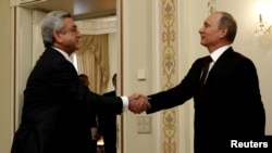 S.Sarkisian və V.Putin