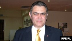 Dennis Sammut