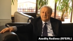 Ayaz Mütəllibov AzadlıqRadiosuna müsahibə verir